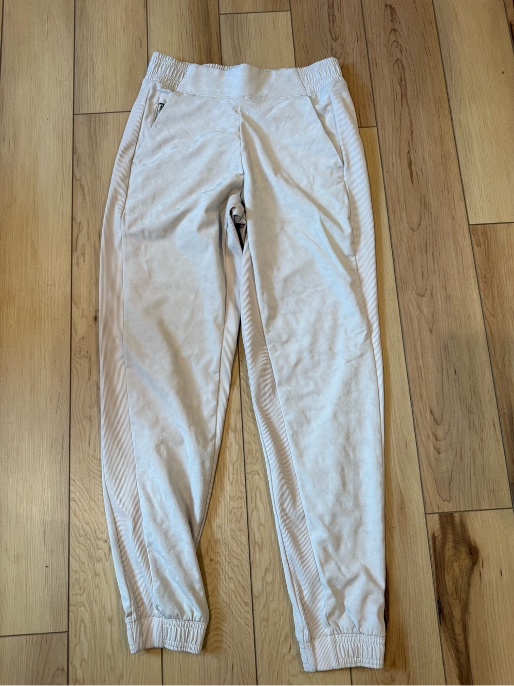 Athleta Cheetah Sweatpants